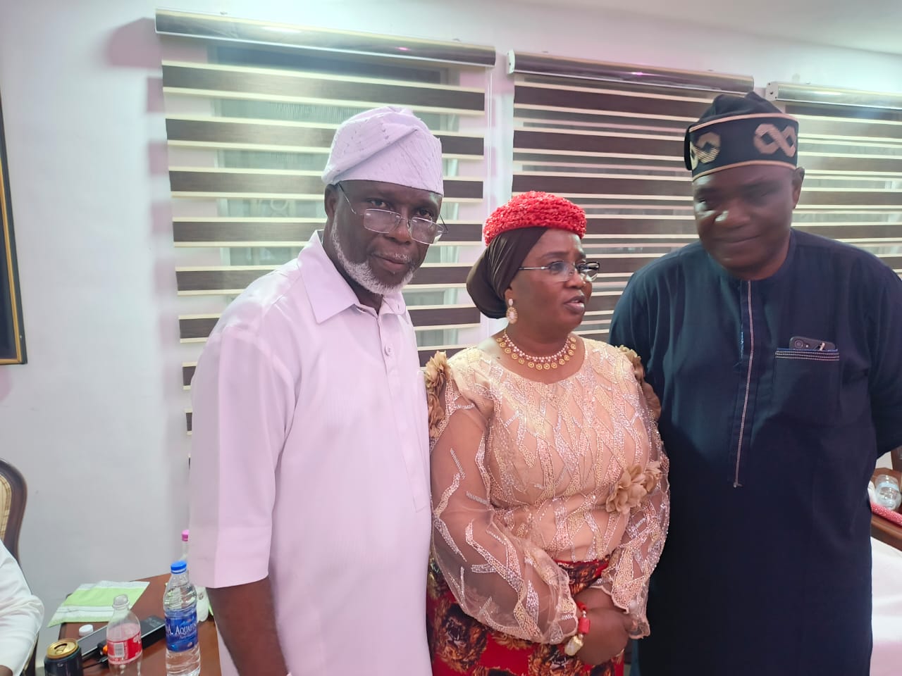 ....More pictures on IYA OLOJA'S VISIT.